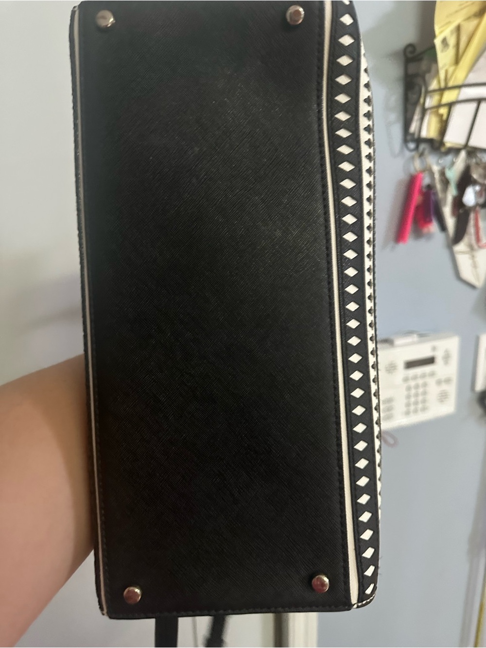 kate spade cream and black patterned bag - Picture 4 of 5